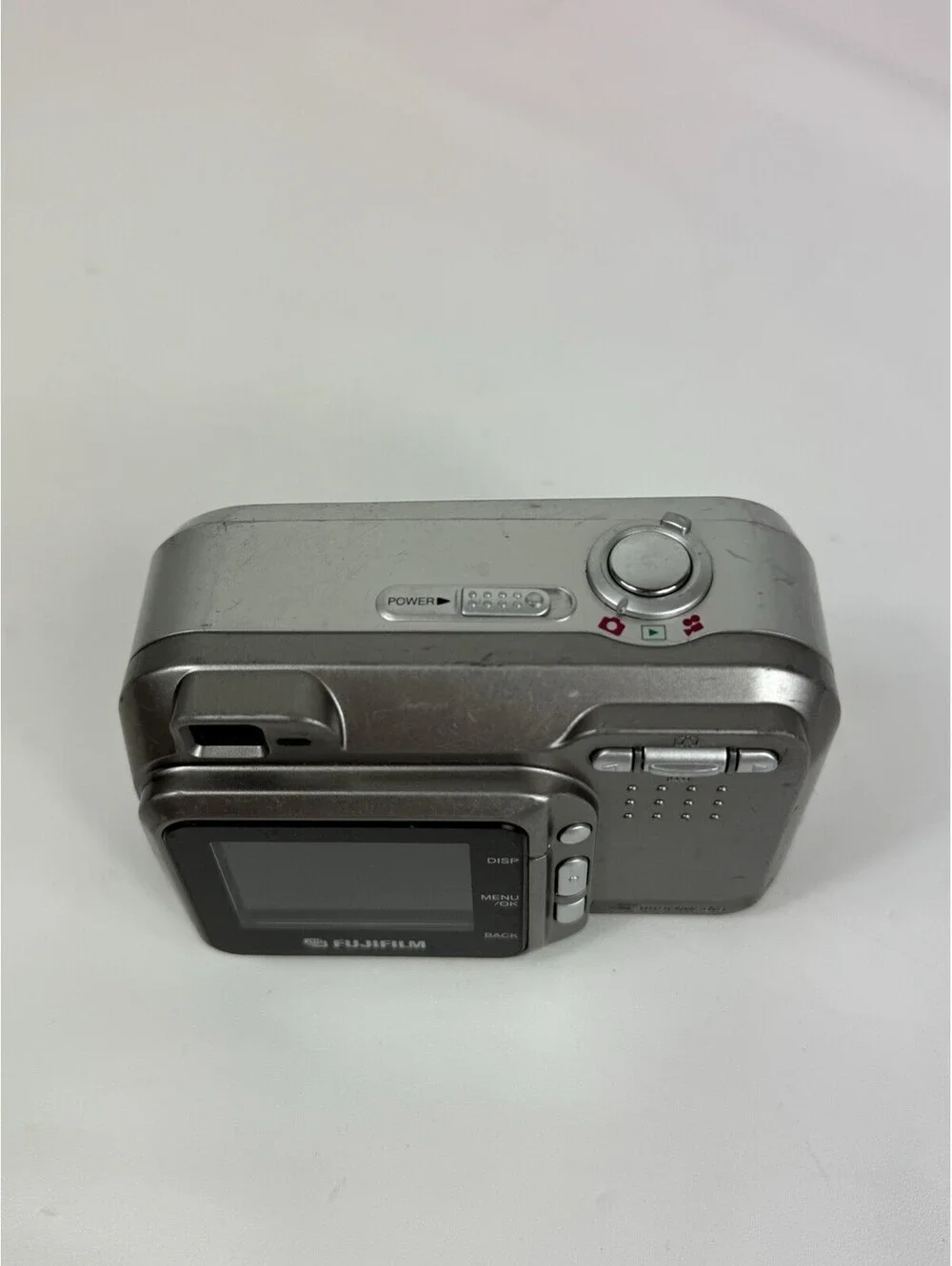 Fujifilm Finepix 2600 Zoom Digital Camera 2 MP For Parts